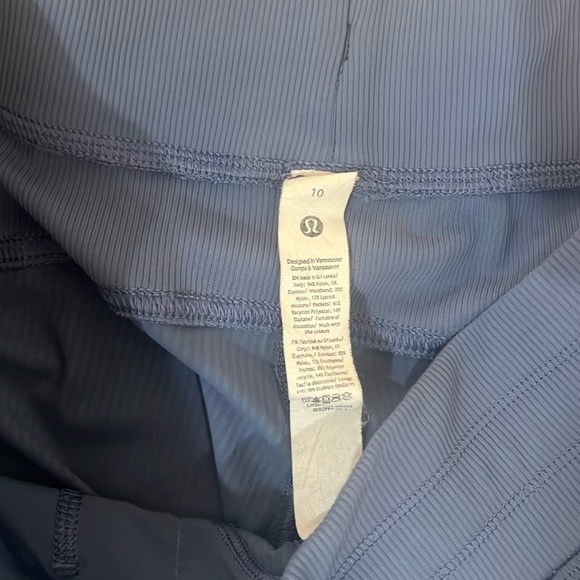 👖👖👖Lululemon pants joggers size 10 excellent condition - Picture 2 of 2
